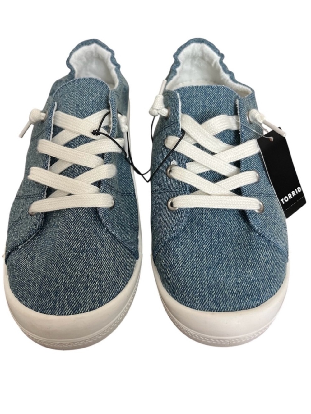 Torrid Riley Ruched Sneaker cotton denim white sole  & laces 8WW NWT